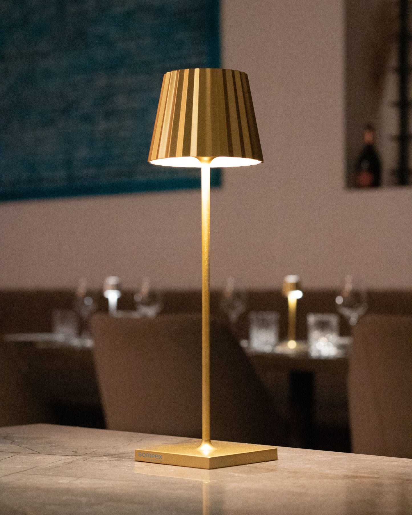 TROLL 2.0 - gold, Akku-Tischleuchte