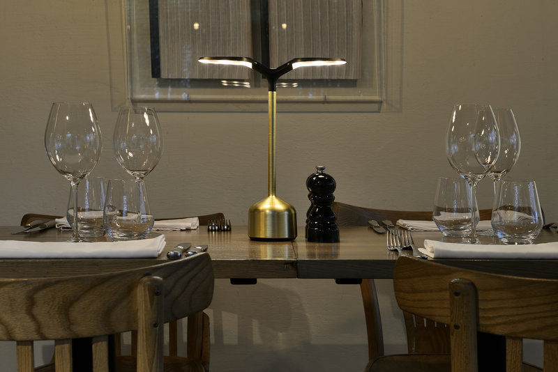 GRAND CRU LED-Akku-Tischleuchte Aluminium