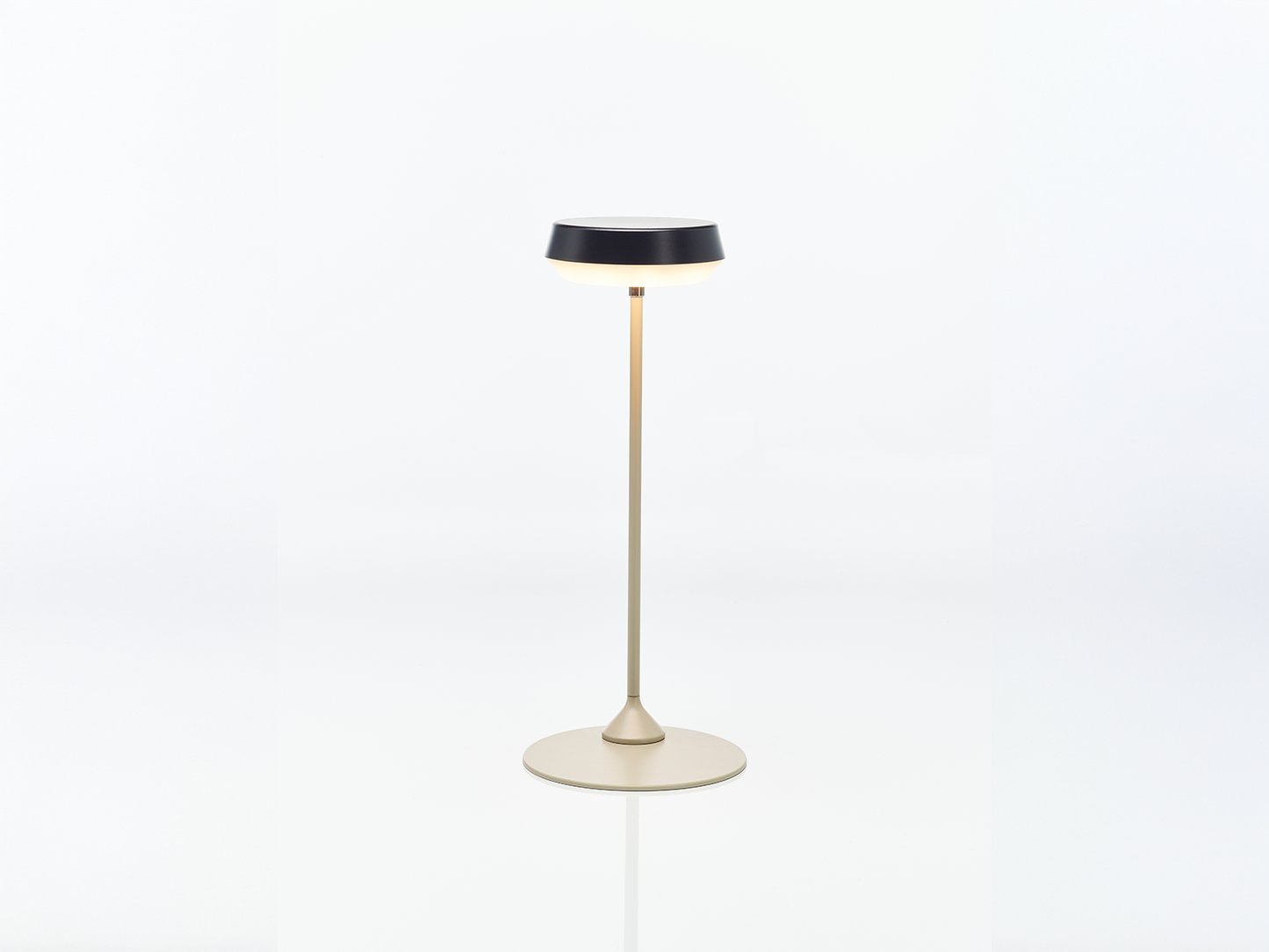 MIRAI LED-Akku-Tischleuchte sand LED schwarz