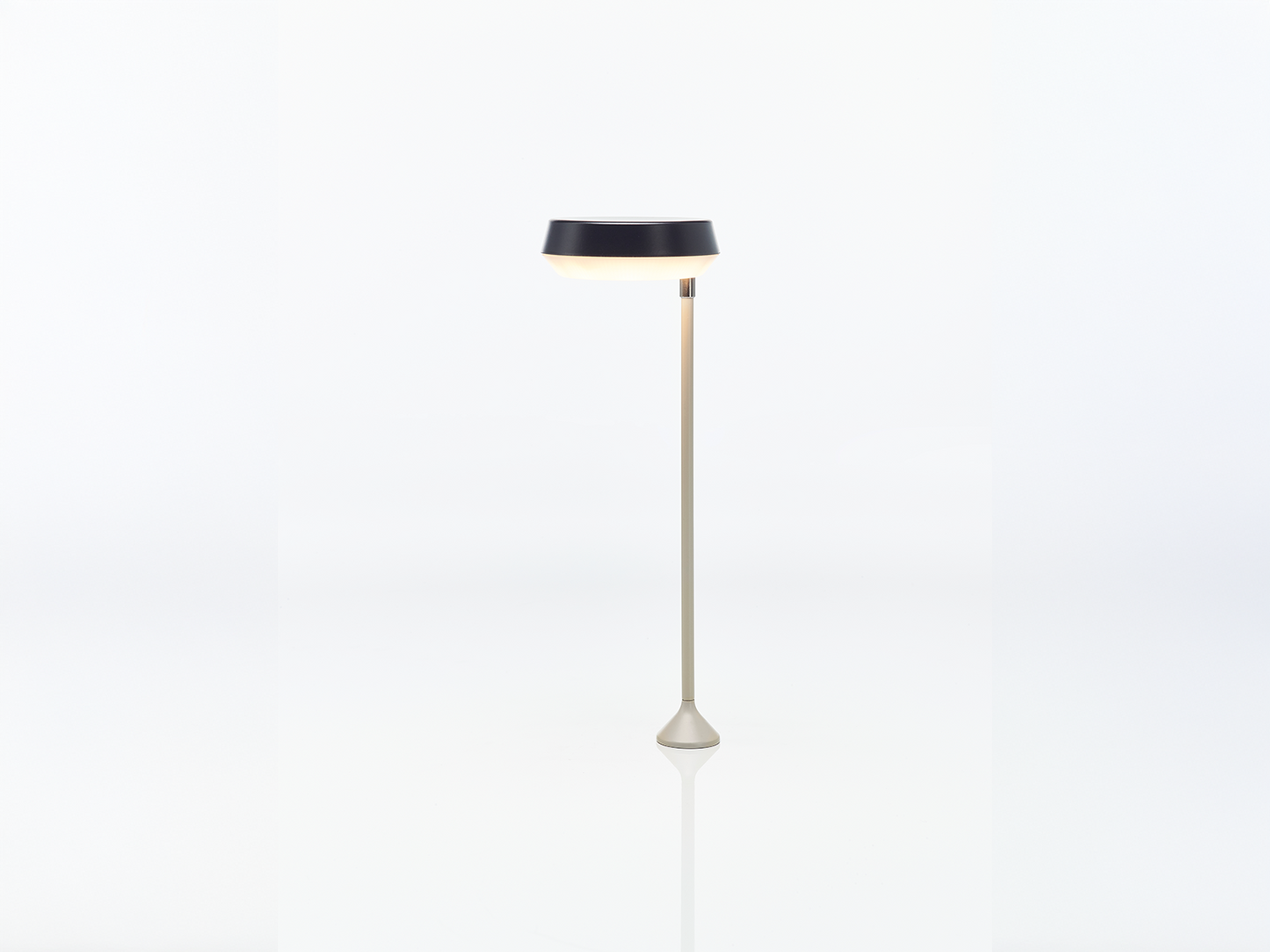 MIRAI LED-Akku-Tischleuchte sand LED schwarz