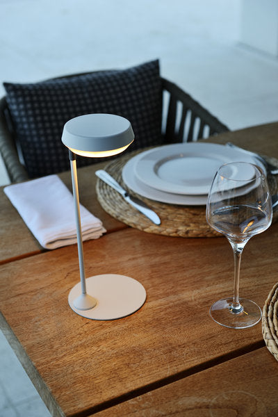 MIRAI LED-Akku-Tischleuchte sand LED weiß