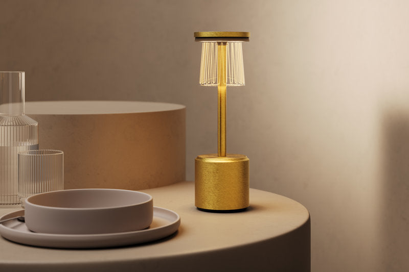 COSMOS TALL - SIRIUS LED-Akku-Tischleuchte gelbgold