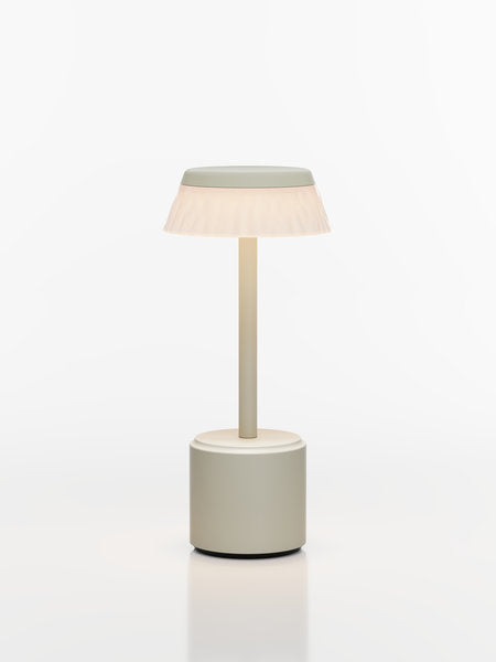 COSMOS TALL - APOLLO LED-Akku-Tischleuchte Schirm: weiß, Fuß: sand Metall