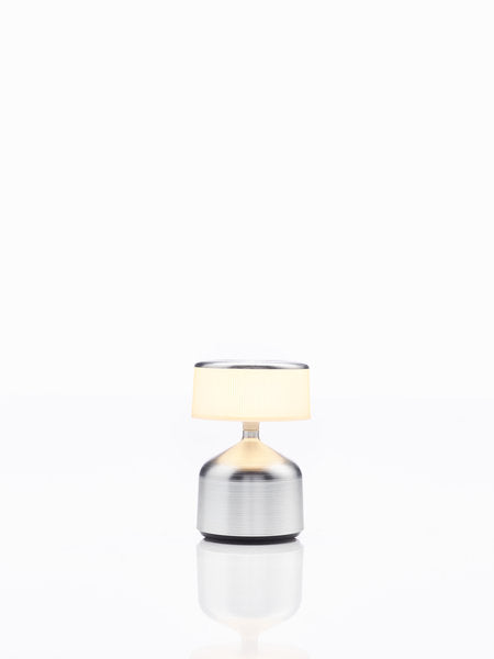 DEMOISELLE SMALL - CYLINDER LED-Akku-Tischleuchte Aluminium/Milchglasoptik