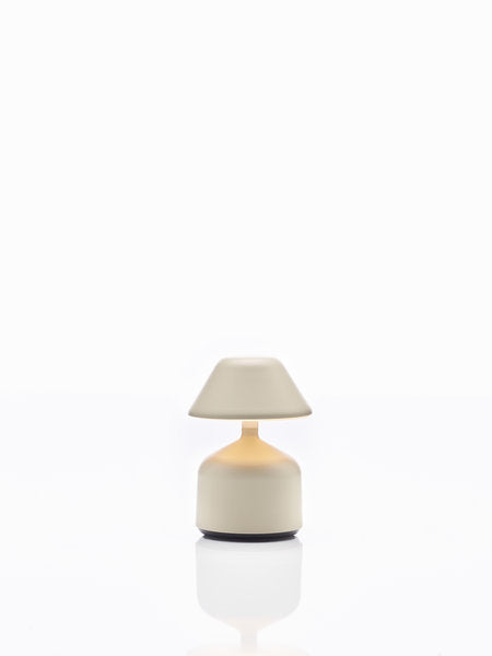 DEMOISELLE SMALL - CAP LED-Akku-Tischleuchte Sand