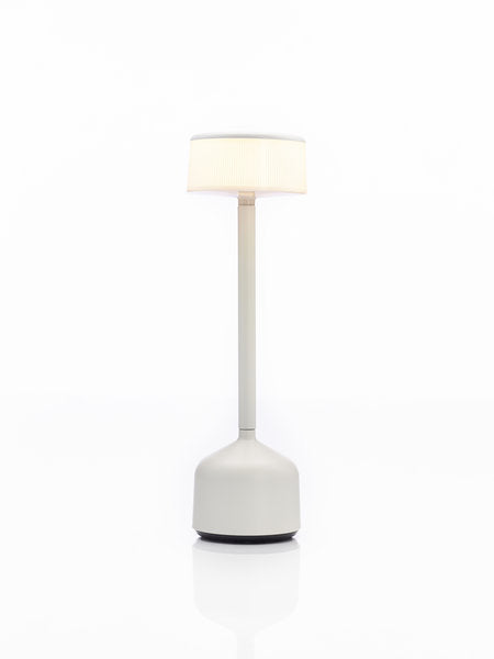 DEMOISELLE TALL - CYLINDER LED-Akku-Tischleuchte Weiß/Milchglasoptik + weiß