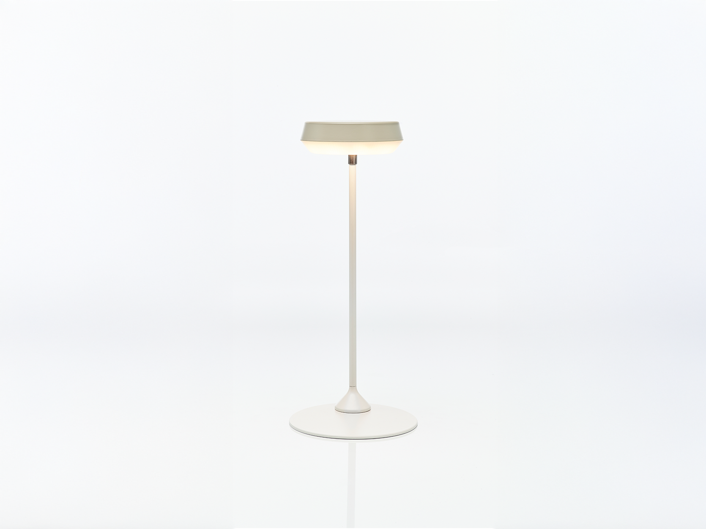 MIRAI LED-Akku-Tischleuchte weiß LED sand