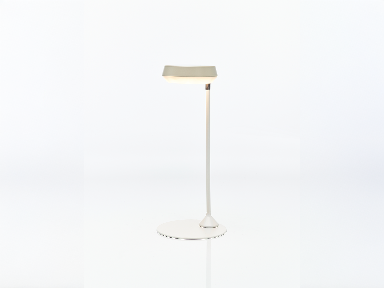 MIRAI LED-Akku-Tischleuchte weiß LED sand