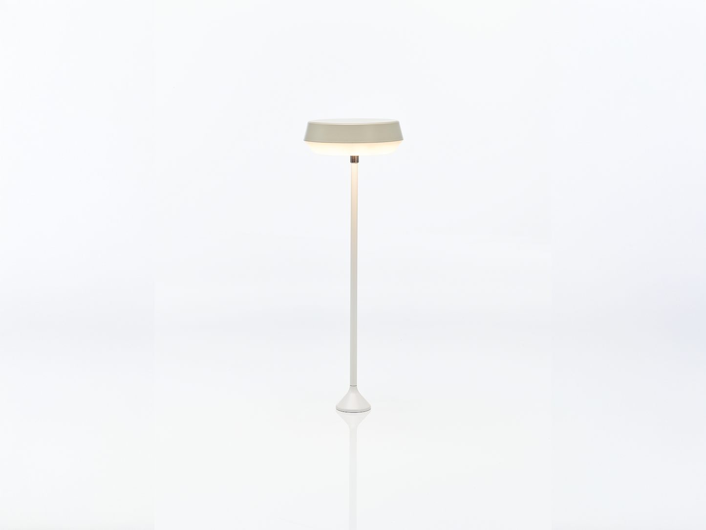 MIRAI LED-Akku-Tischleuchte weiß LED sand
