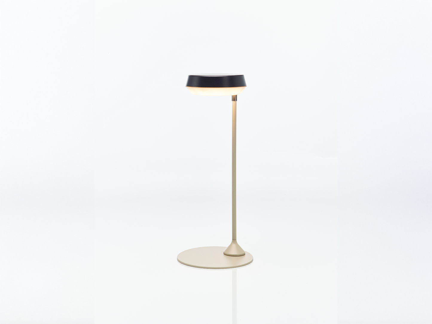 MIRAI LED-Akku-Tischleuchte sand LED schwarz