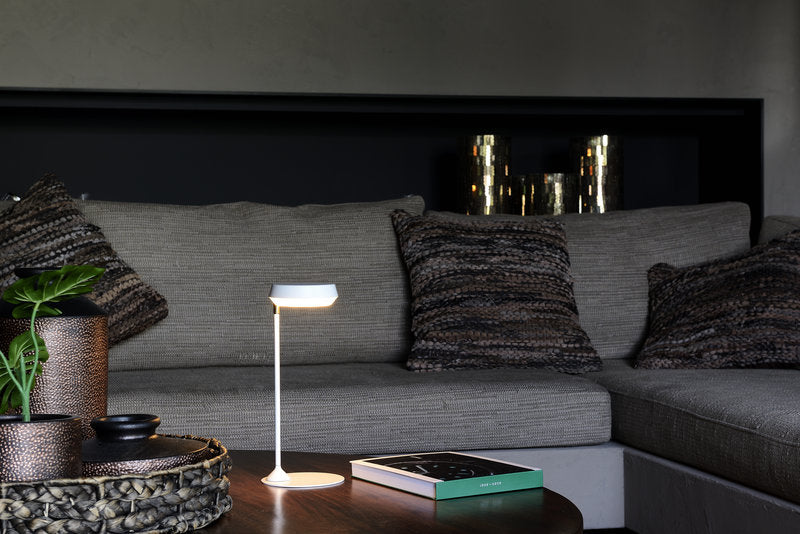 MIRAI LED-Akku-Tischleuchte sand LED weiß