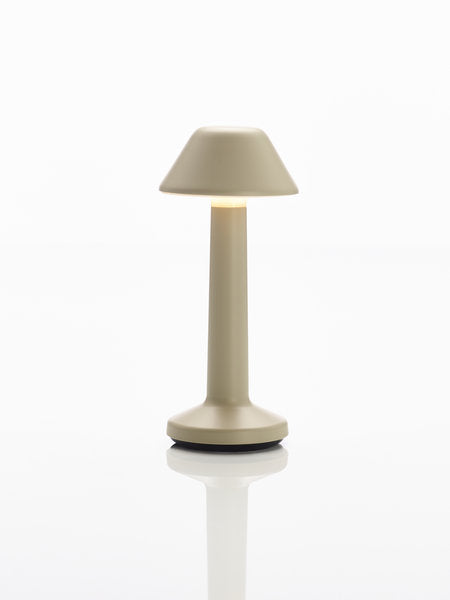 MOMENTS - CAP LED-Akku-Tischleuchte Sand