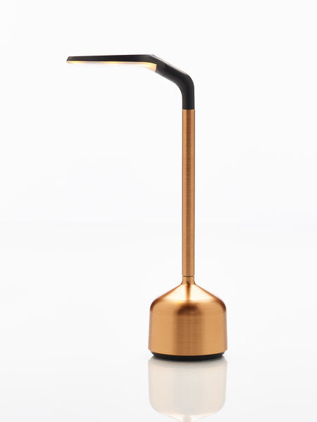 PETIT CRU LED-Akku-Tischleuchte kupfer